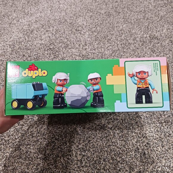 Lego Duplo Truck and Excavator set - Picture 4 of 6